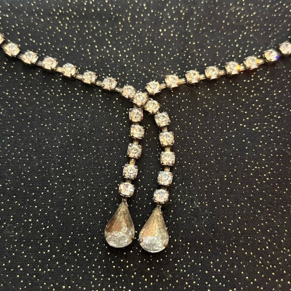 Vintage Rhinestone Necklace - Picture 2 of 2